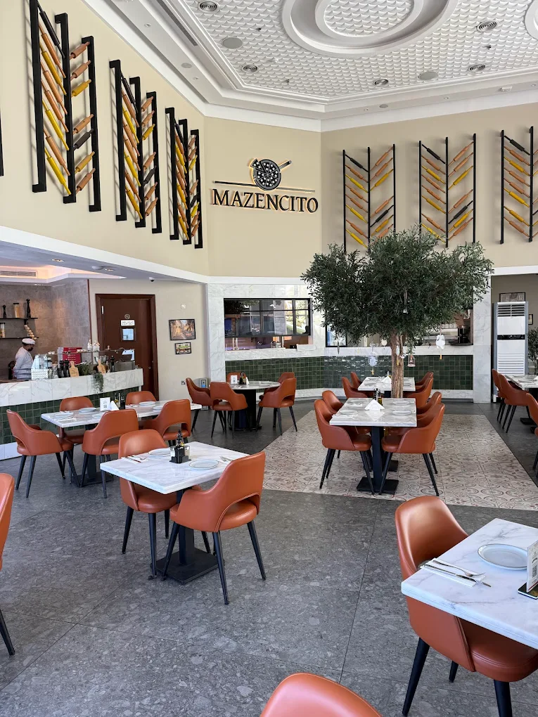 Mazencito — dining room